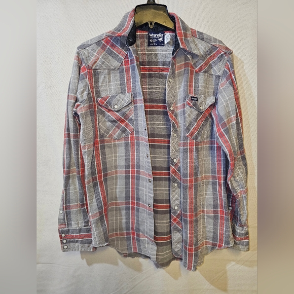 Wrangler Men's Casual Plaid Shirt - Red and Gray - Picture 2 of 12